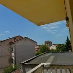 Lili\'Apartment