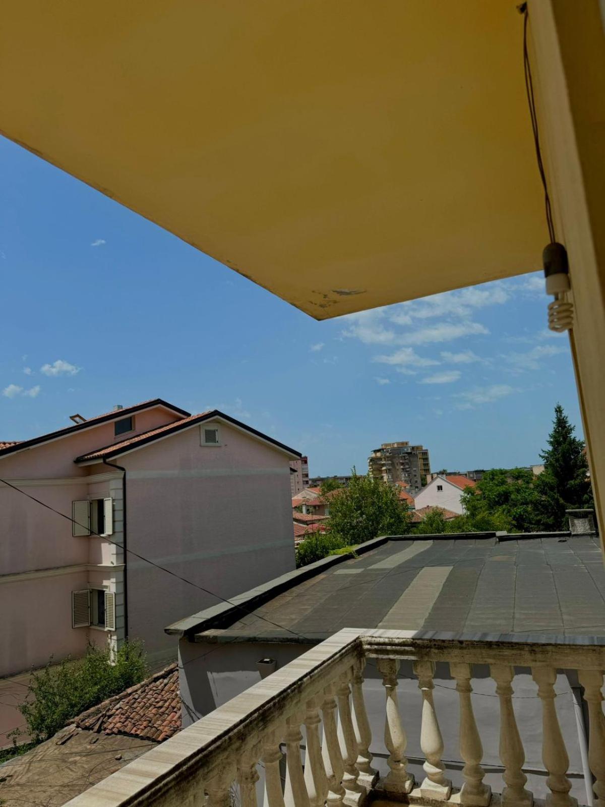 Lili'apartment * Szkodra